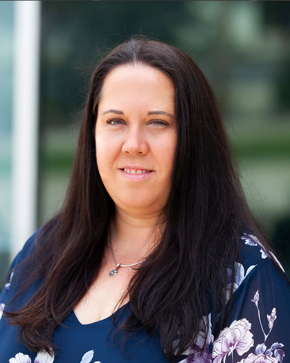 a close up of a woman